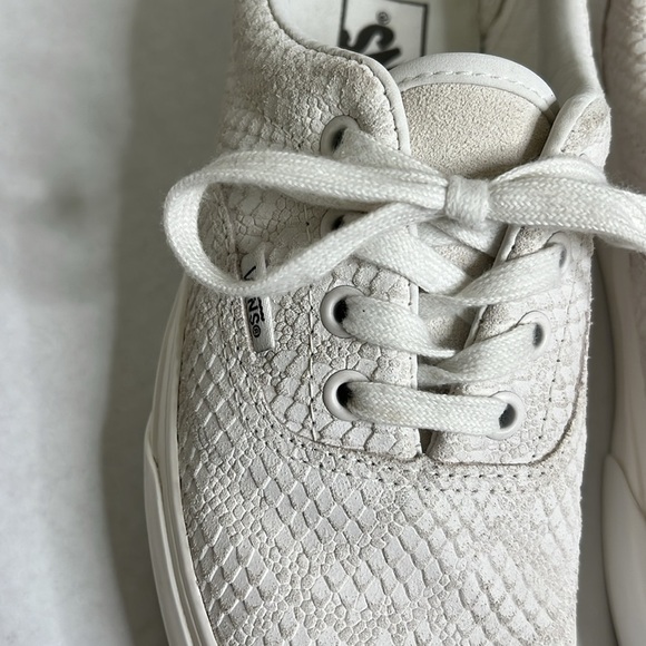 VANS ERA PLATFORM WHITE SNAKESKIN ANIMAL EMBOSSED SNEAKERS 7 - Picture 7 of 16